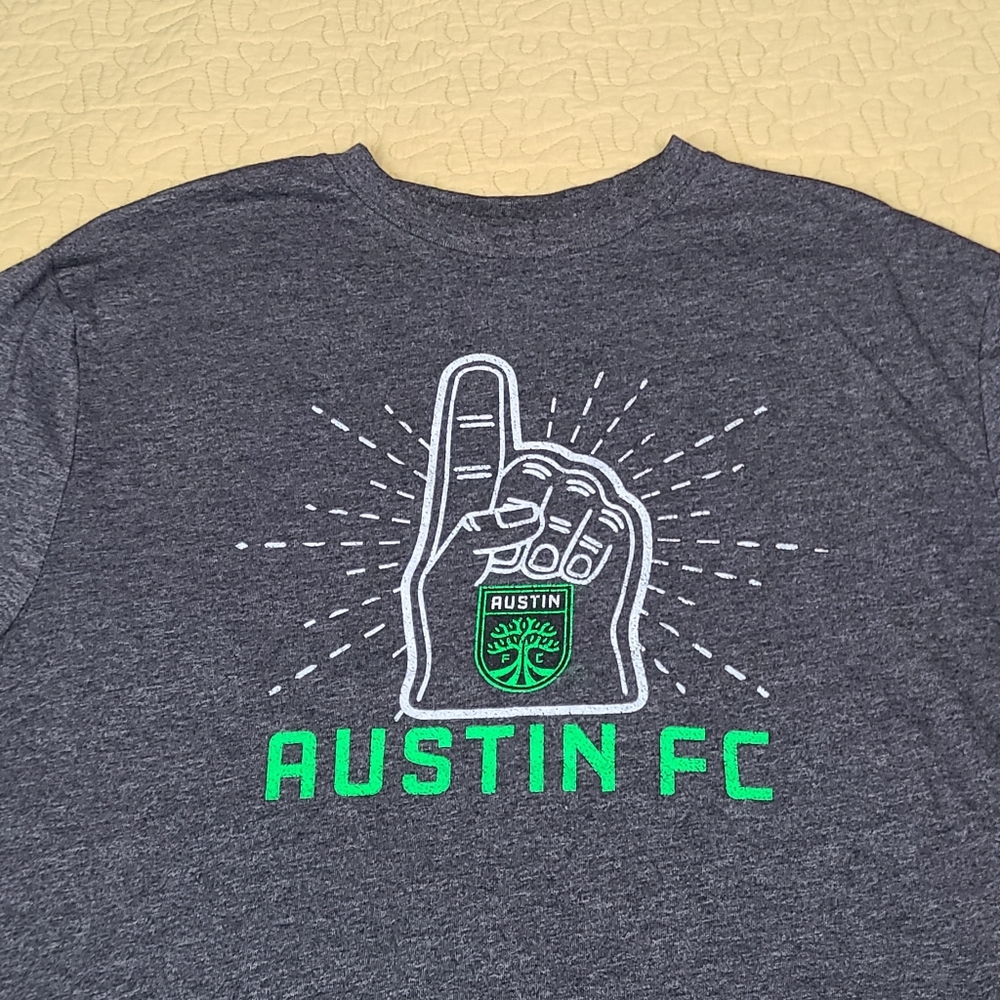 Austin FC MLS No #1 fan logo T shirt size M